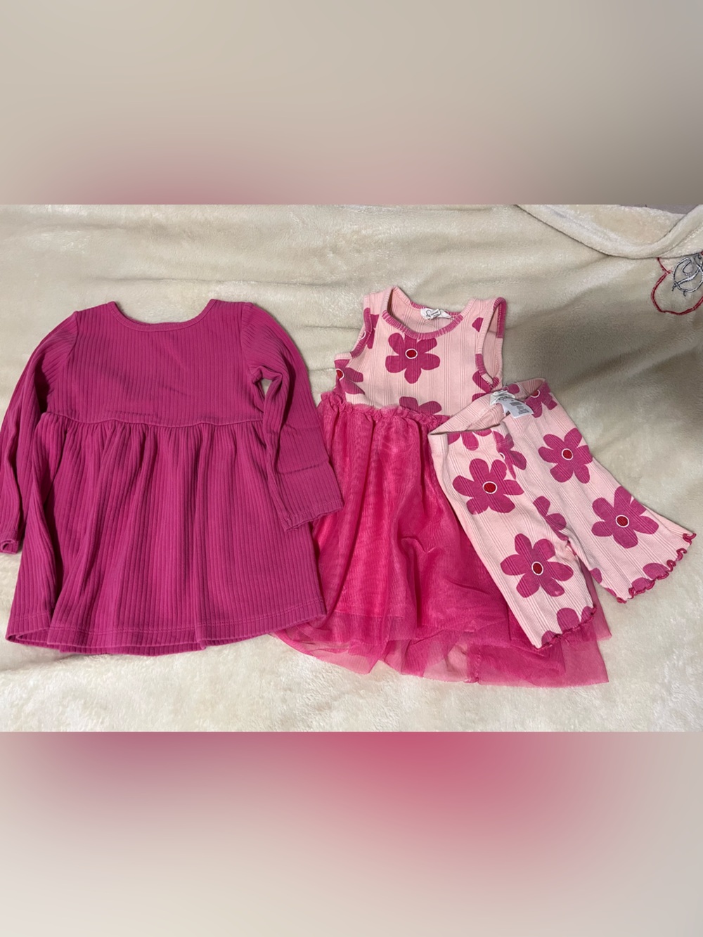 Set of 2 girls outfits 24m